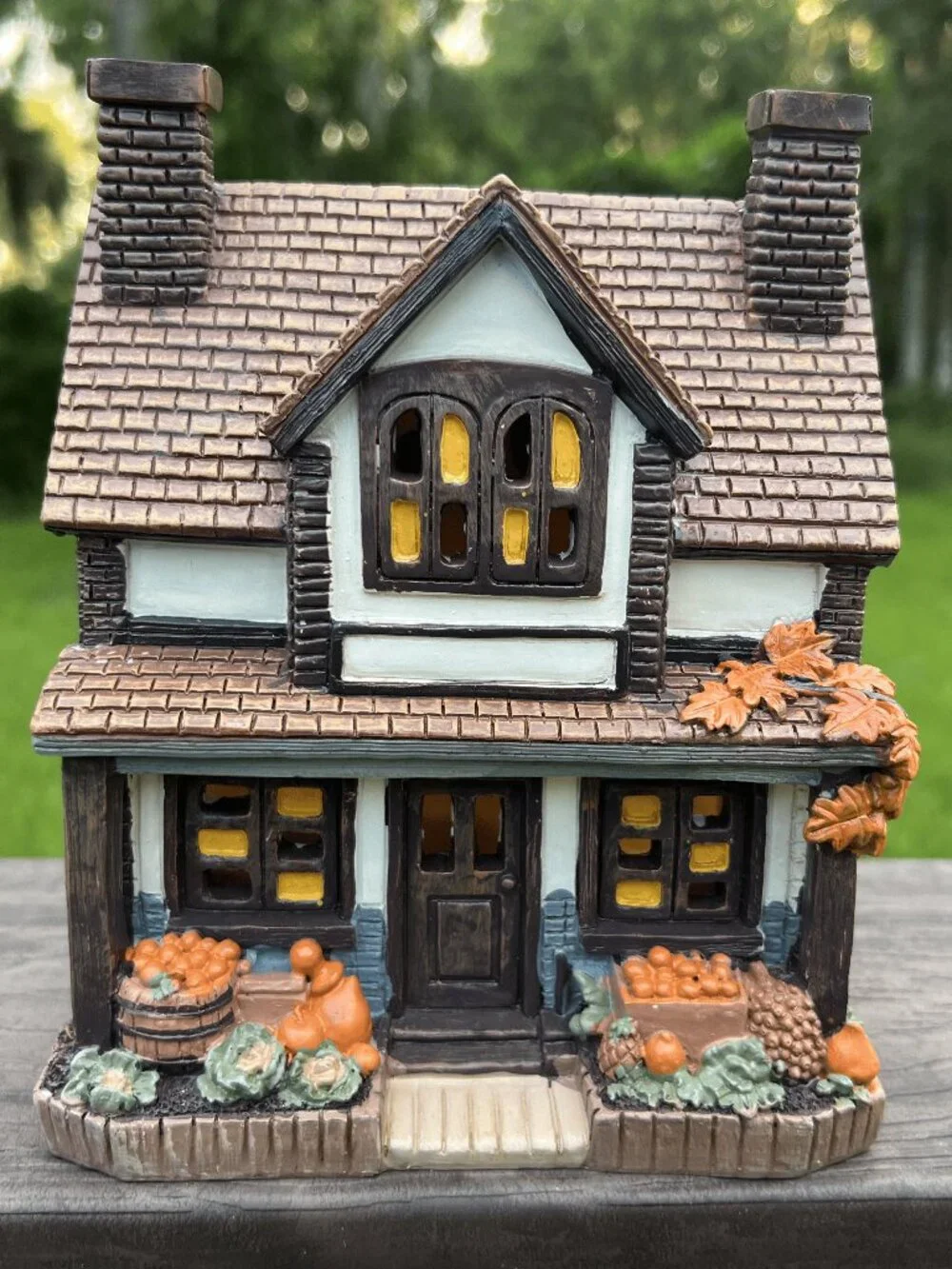 Lighted Fall Village House Resin Cottage Pumpkin Table Decoration Autumn Glow